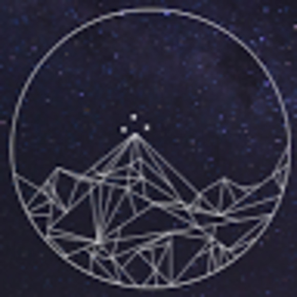 Meet your Posher, Cloé - Picture 1 of 1